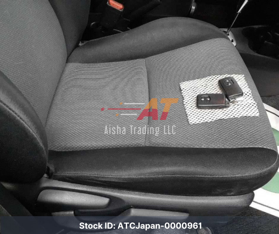 2013 TOYOTA VITZ F
